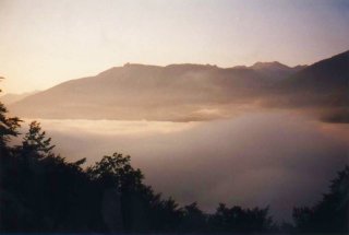 Sea of mist in the valley below Komarca